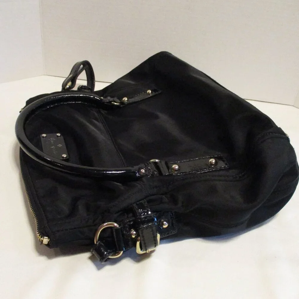 Kate Spade Bag Woman Medium Black Cream Red Top Zip Pockets Shoulder Hand Bag